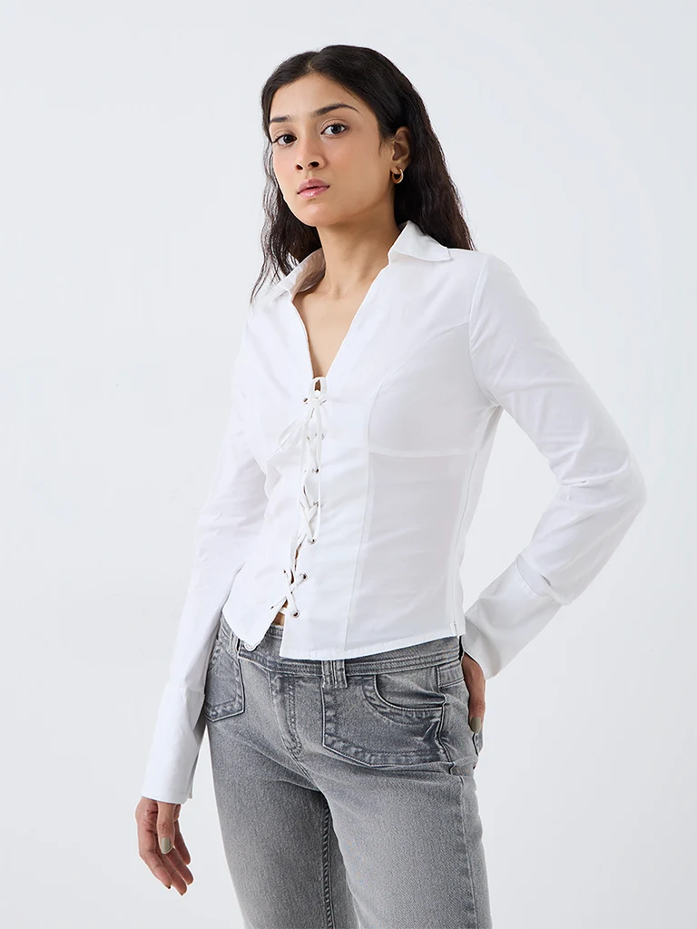 Nuon White Criss-Cross Detailed Blouse